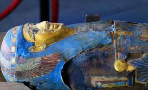 埃及出土百具距今约2500年的彩绘木棺