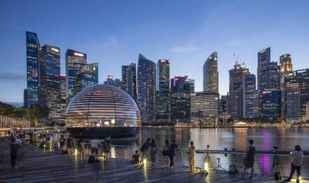 新加坡三季度GDP萎缩5.8% 预计2021年增长4-6%