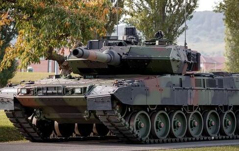 德国18辆“豹2”主战坦克已运抵乌克兰