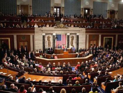 美国参议院通过民主党的通胀削减法案
