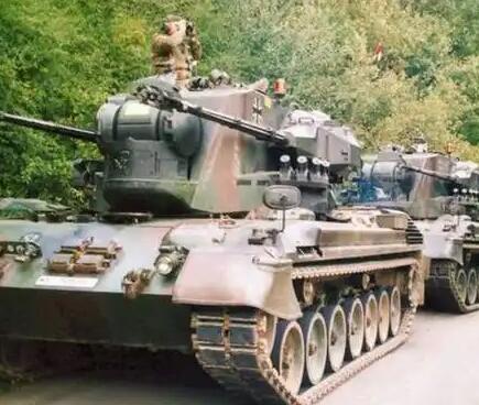 德国军工企业申请向乌克兰提供88辆豹式坦克